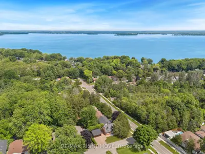 Detached in Orillia