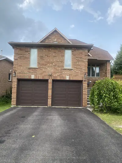 Detached in Barrie