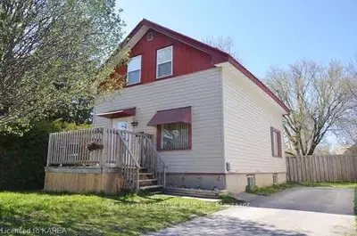 282 W Colborne Street, Orillia, On L3v 2z8