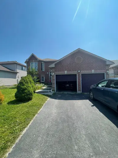 15 Columbia Road Main, Barrie, On L4n 8c7