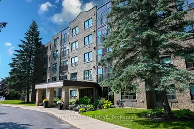 54 Fittons Road W 102, Orillia, On L3v 3t9
