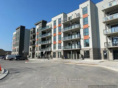 4 Kimberly Lane 205, Collingwood, On L9y 5t6