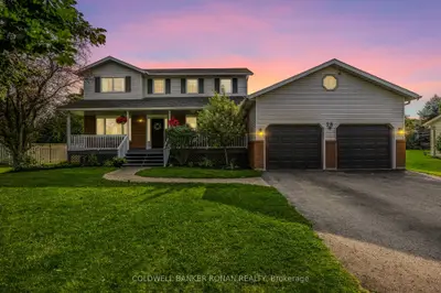Detached in Springwater