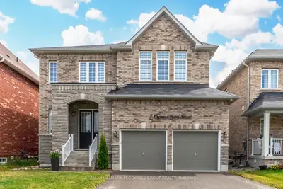 Detached in Barrie