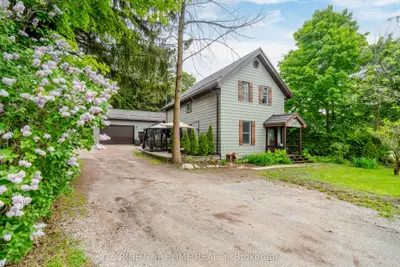 205 Fox Street, Penetanguishene, On L9m 1e7