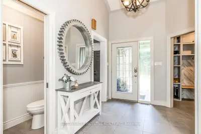 Detached in Midland