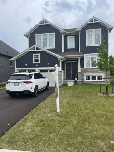 Detached in Wasaga Beach