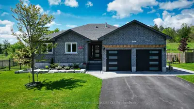 Detached in Orillia