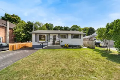 353 Arthur Street, Orillia, On L3v 3m9