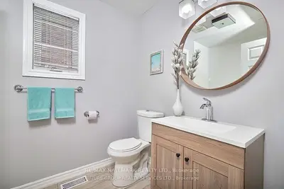 156 Peel Street # B, Barrie, On L4m 3l6