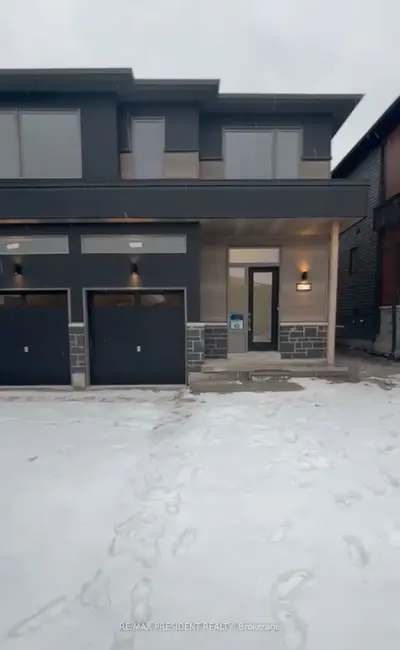 97 Berkely Street, Wasaga Beach, On L9z 0k6
