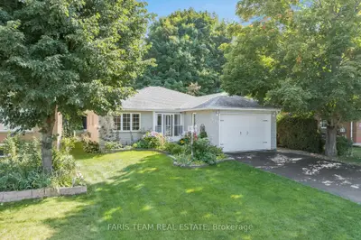 Detached in Midland