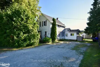 37 Chatham Street, Penetanguishene, On L9m 1c1