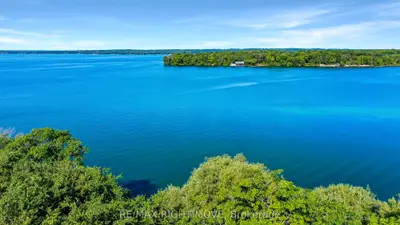 Detached in Rama First Nation 32