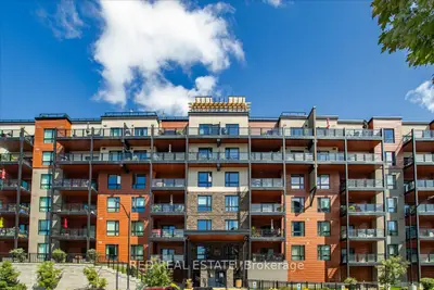 Condo Apartment in Barrie