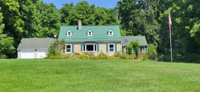 Detached in Oro-Medonte