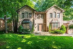 Detached in Springwater