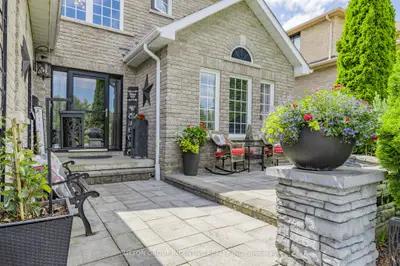 Detached in Barrie