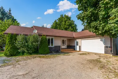 Detached in Clearview