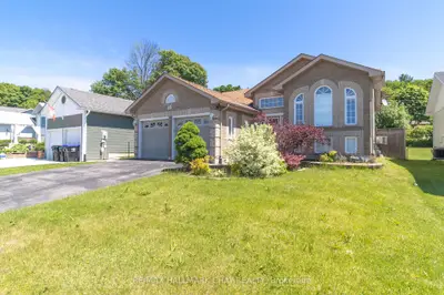 Detached in Penetanguishene