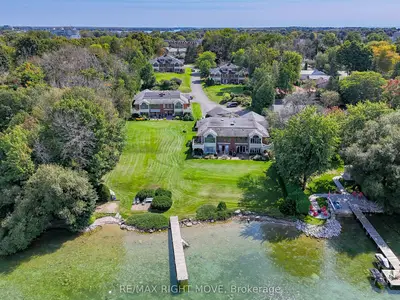Common Element Condo in Orillia