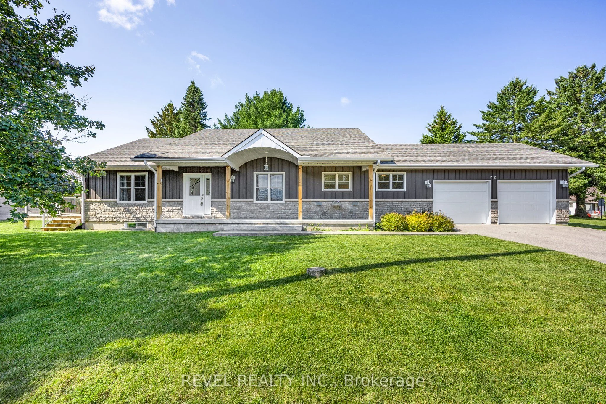 Detached in Penetanguishene