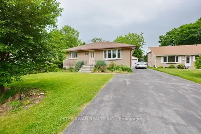 Detached in Barrie