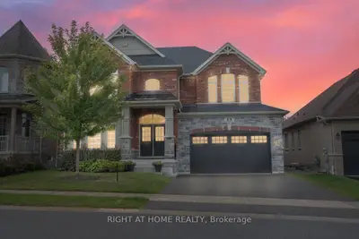 Detached in Springwater