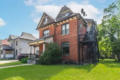 Detached in Barrie