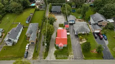 Detached in Orillia
