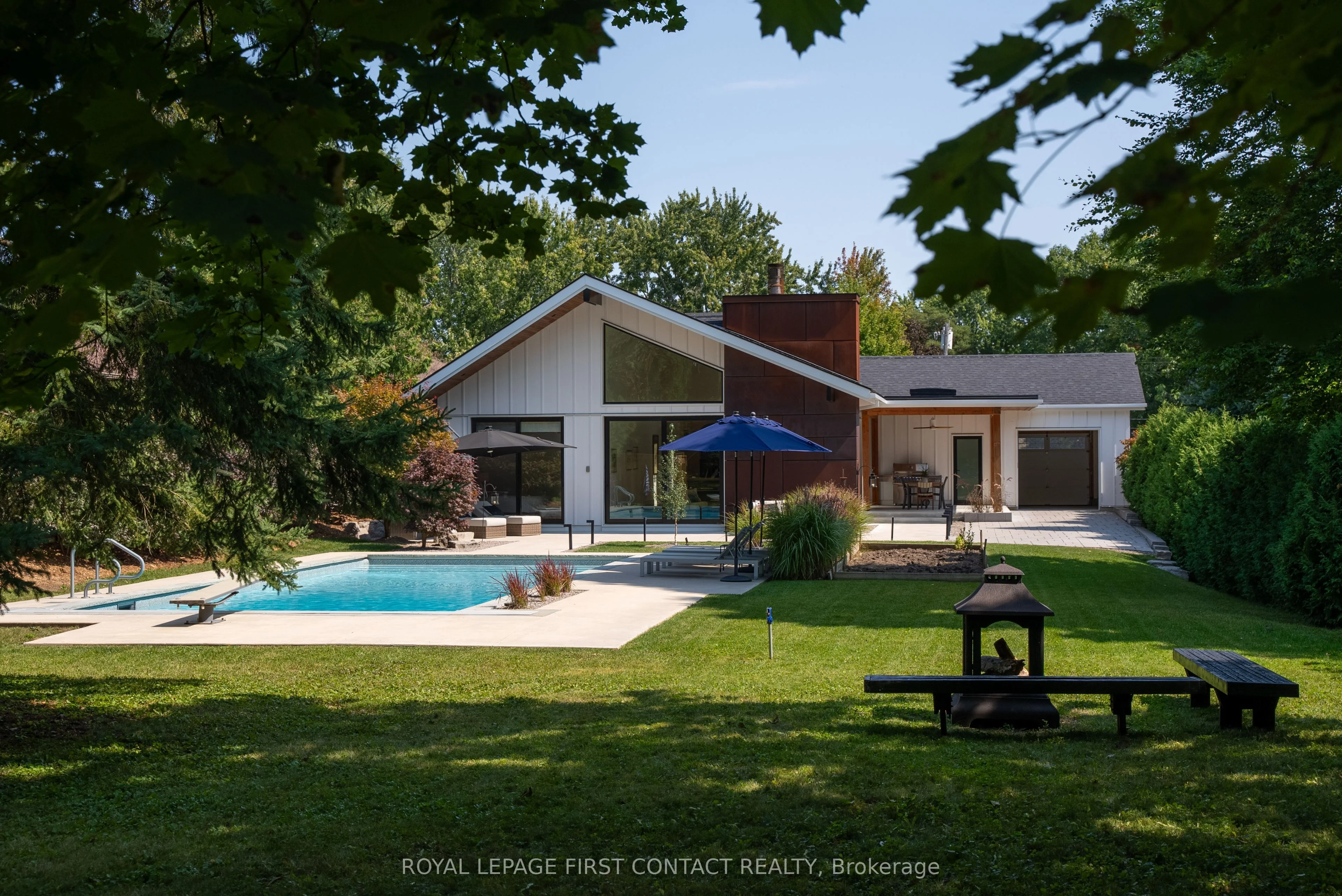Detached in Barrie