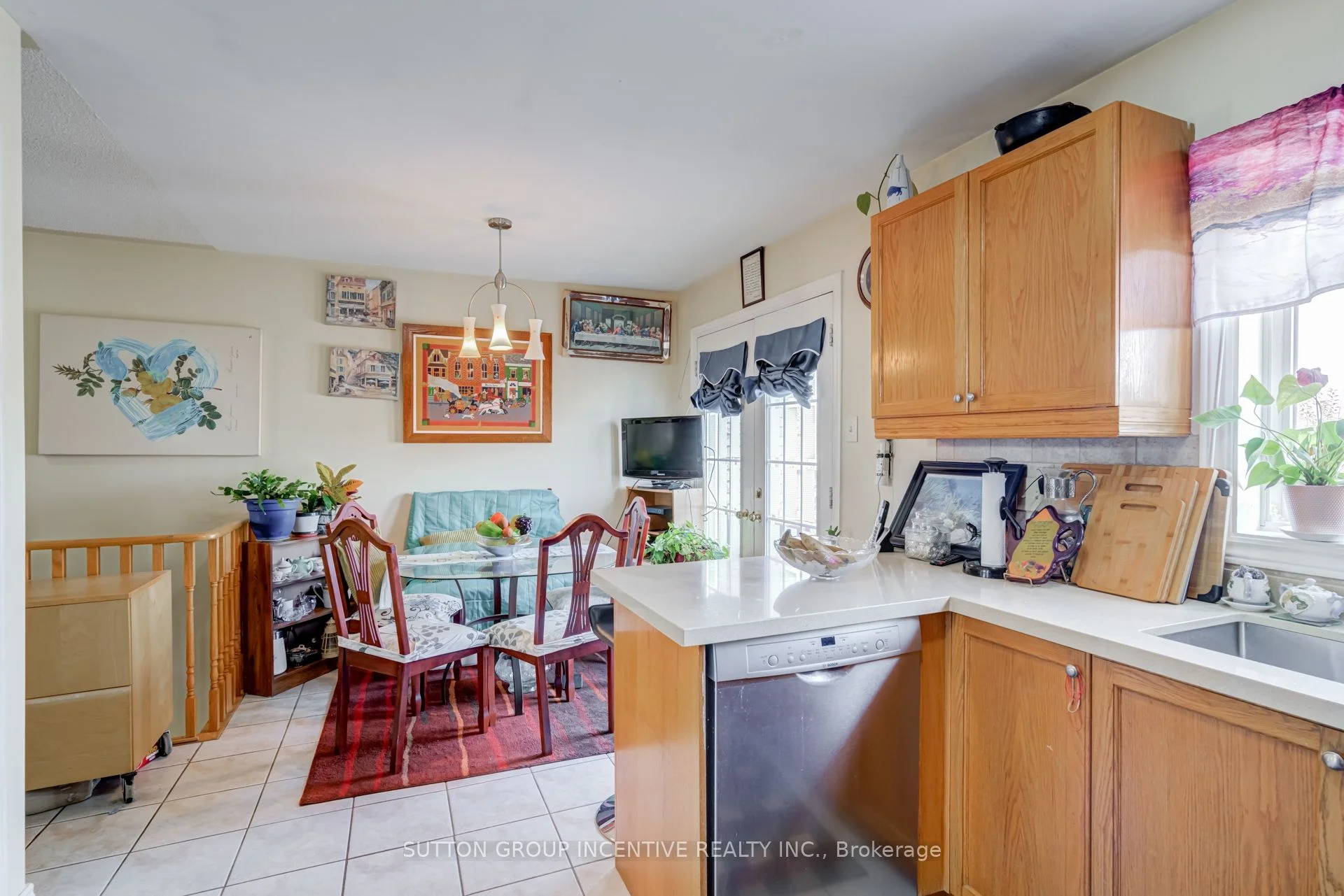 19 BROWNWOOD Drive E, Barrie, ON L4M 6N3