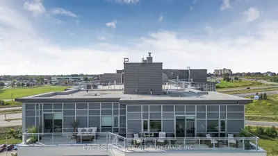 Common Element Condo in Barrie