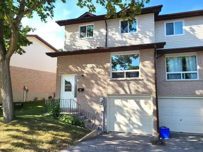 Condo Townhouse in Orillia