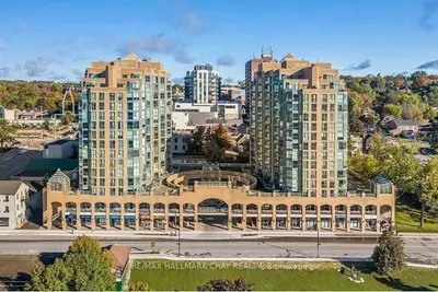 Condo Apartment in Barrie