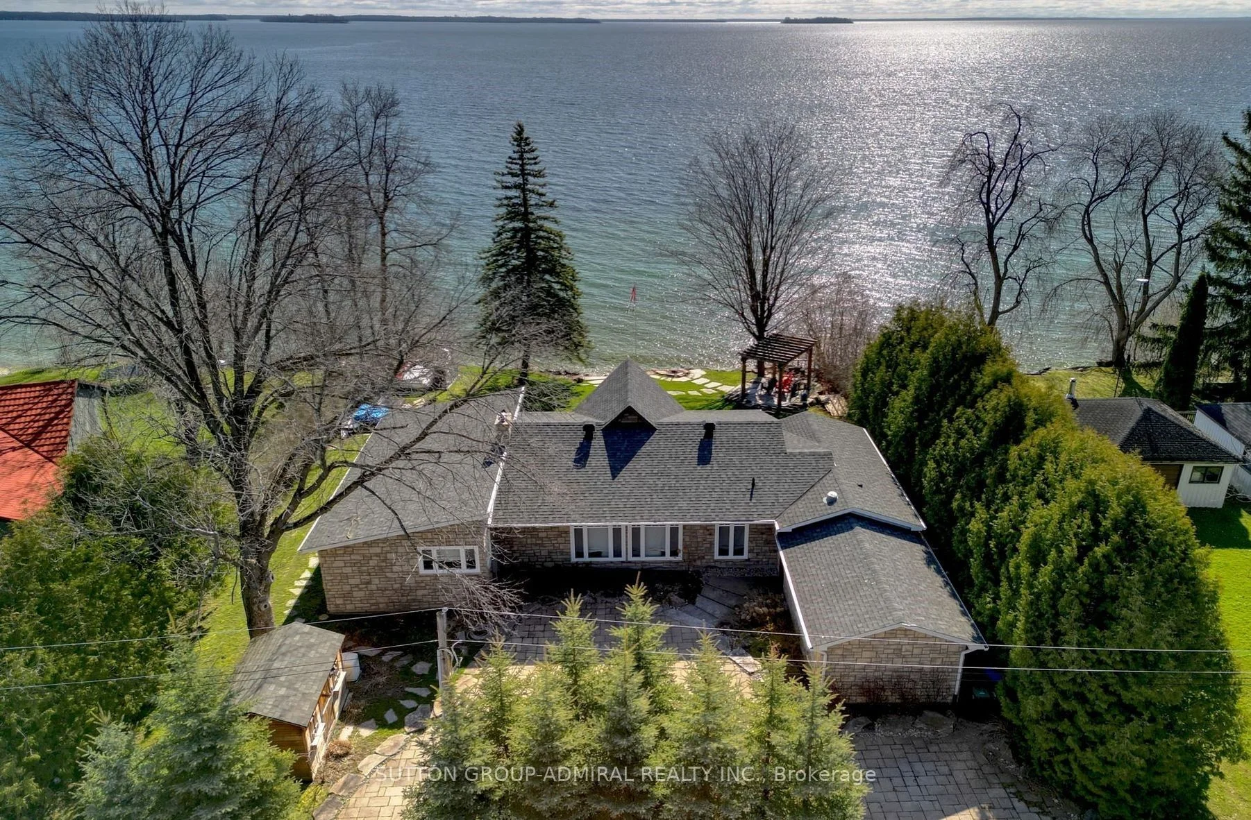 Detached in Oro-Medonte