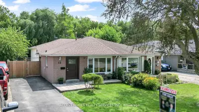 Semi-Detached in Barrie