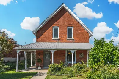Detached in Penetanguishene