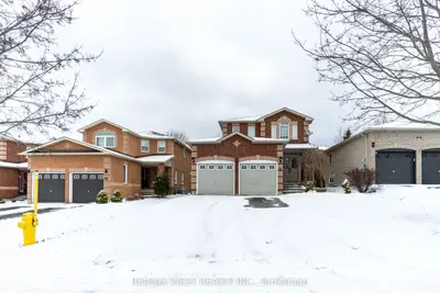 Detached in Barrie