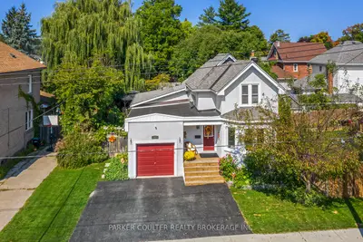 Detached in Midland