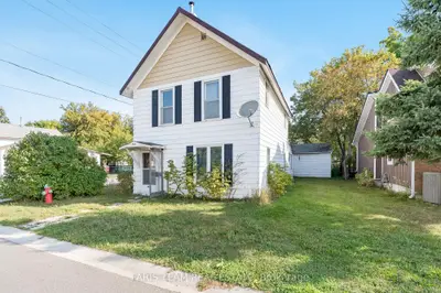 Detached in Orillia