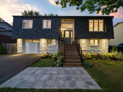 Detached in Orillia