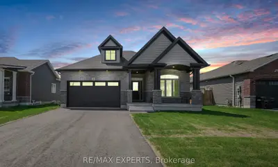 Detached in Springwater
