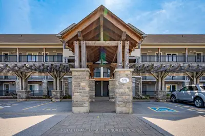 8 Brandy Lane Drive 101, Collingwood, On L9y 0x4