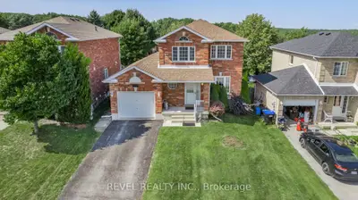 Detached in Midland