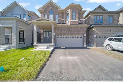Detached in Barrie
