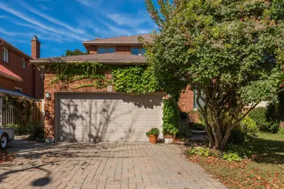 Detached in Barrie