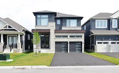 Detached in Wasaga Beach