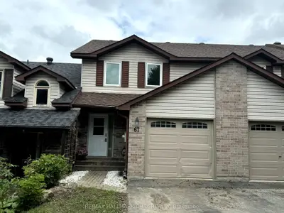 Att/Row/Townhouse in Barrie