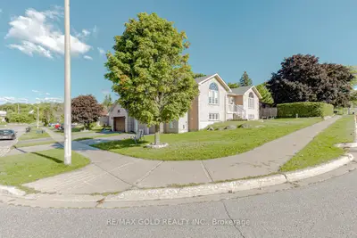 Detached in Midland